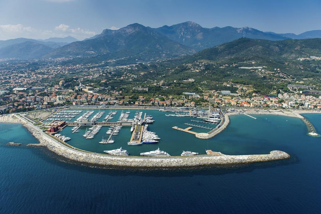 Appartamento Frontemare Marina dʼMarina dʼAndora Exteriör bild